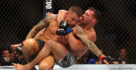 Новый чемпион UFC в среднем весе, прощальный бой Фрэнки Эдгара и невероятная заруба в легком весе. 